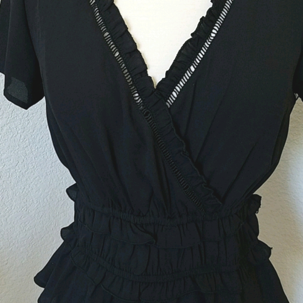 Black Ruffle Wrap Top Small NWT - Picture 6 of 10